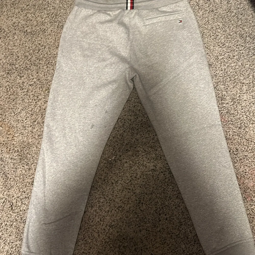 NEW - Picture 2 of 3